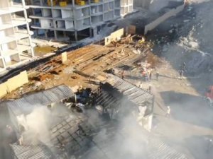 Ümraniye’de İşçilerin Kaldığı 8 Konteyner Alev Alev Yandı