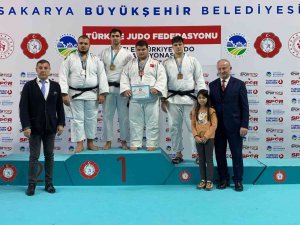 Judoda Kazan Denizlili Sporcular Milli Takıma Seçildi