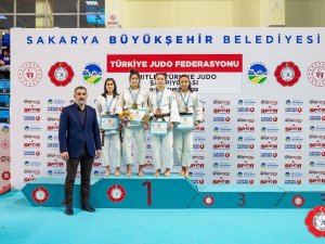 Kocaelili Judocular Turnuvadan Başarıyla Döndü