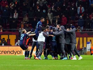 Trabzonspor İle İ̇stanbul’un Üç Büyükler Arasında Tarihi Fark
