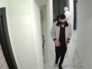 Pendik’te Pişkin Hırsızlık Girişimi: Ayakkabıları Beğenmeyince Çalmadı