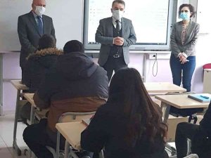 Edremit’te Yarıyıl Tatilinin Ardından Okullar Açıldı