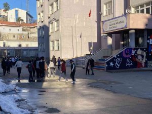 Zonguldak’ta 7 Bin 800 Öğretmen Ve 100 Bin Öğrenciyle İkinci Dönem Başladı