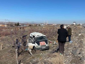 Niğde’de İşçi Servisi Devrildi: 14 Yaralı