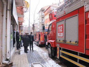 Yangından Kurtarılan 89 Yaşındaki Adam Hayata 3 Gün Tutunabildi