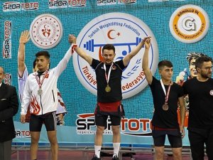 Muhammed Akkaya, Halterde Türkiye Şampiyonu Oldu