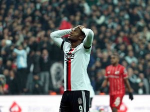 Beşiktaş Seriye Bağlayamadı!