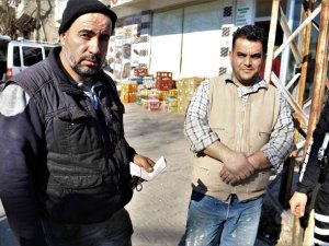 Suriyeli Aile Dolandırılmaktan Son Anda Kurtuldu