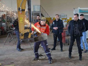 Atölyeler Üretiyor, Belediye Tasarruf Ediyor