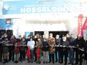 Erzincan’da Kitap Fuarı Açıldı