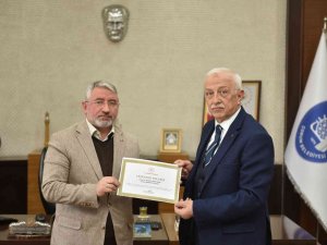 İ̇l Sağlık Müdürü Sobacı’dan Başkan Aşgın’a Teşekkür Belgesi