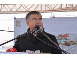 Bakan Yılmaz, Sivas'ta