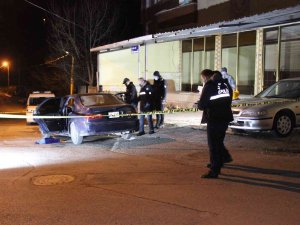 Otomobilinde Pompalı Tüfekle Saldırıya Uğrayan Şahıs Yaralandı
