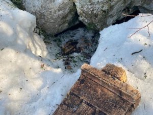 Jandarma, Roma Dönemi’ne Ait 3 Mezar Taşı Ele Geçirdi