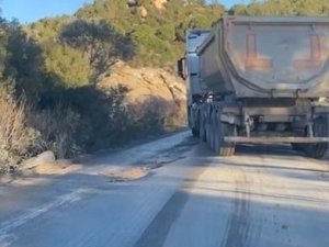Sürücüler Labranda Yolunun Bakıma Alınmasını İstedi
