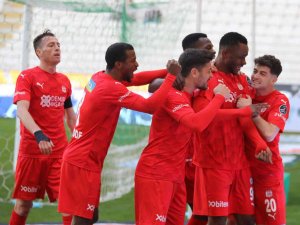 Bandırmaspor İle Sivasspor Çeyrek Final İçin Mücadele Edecek