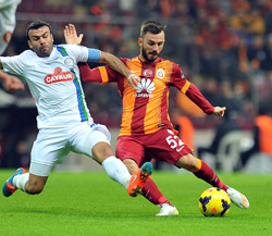 Galatasaray, Rizespor Maçını İstanbul'da Oynamak İçin TFF'ye Başvuracak