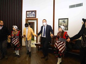 Akçaabat 15 Ülke İle El Ele
