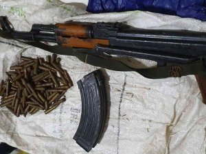 Iğdır’da Silah Ticaretine Darbe: Ticari Takside Kalaşnikof Silah Ele Geçirildi