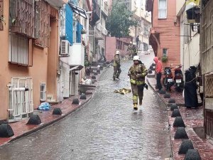 Beyoğlu’nda Yangın Paniği