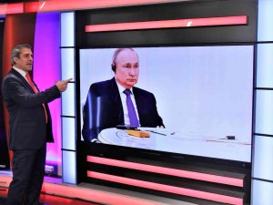 Beden Dili Uzmanı, ‘Putin, Macron’ Görüşmesini Değerlendirdi