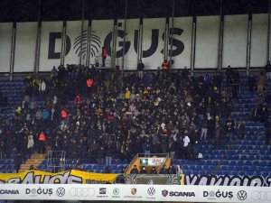 Kadıköy’de Tribünler Boş