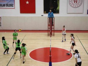 İ̇şitme Engelliler Kadınlar Voleybol Şampiyonası Devam Ediyor