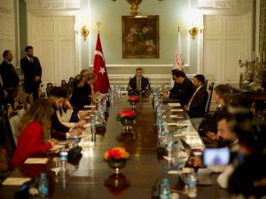 Hazine Ve Maliye Bakanı Nebati, İ̇ngiltere’de Bankacı Ve Yatırımcılarla Bir Araya Geldi