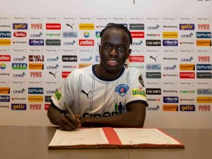 Kasımpaşa, Awer Mabil’i Kadrosuna Kattı