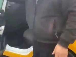 Bağcılar’da Taksici İle Yolcu Arasında "Kısa Mesafe" Tartışması Kamerada