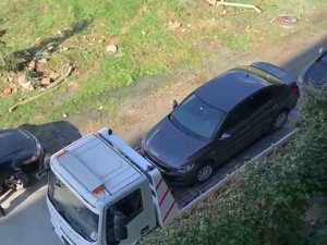 İ̇stanbul’da Korsan Taksici Çıkmaz Sokağa Girince Yakalandı
