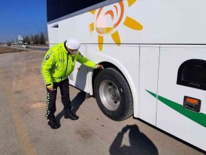 Yolcu Taşıyan Araçlarda Kış Lastiği Ve Emniyet Kemeri Denetimi