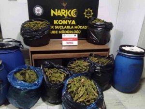 Konya’da Durdurulan Araçtan 48 Kilo 950 Gram Uyuşturucu Çıktı