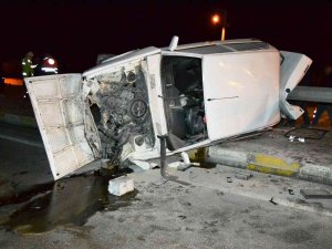 Konya’da Yola Çıkan Köpek Kazaya Neden Oldu: 2 Yaralı