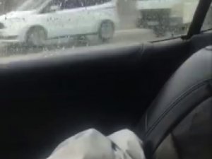 D-100 Karayolunda Ticari Otomobil İle Kamyonetin Tehlikeli Kapışması