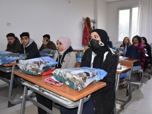 Kaymakam Gölbaşı’ndan Öğrencilere Destek