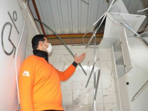 Mersin’deki Tuvaletlere Saldırılar Sürüyor