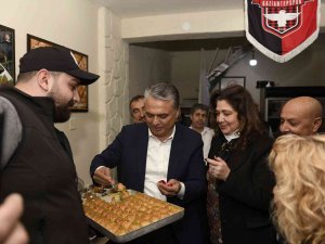 Başkan Uysal, Gaziantepliler Derneği’nin Açılışına Katıldı