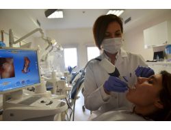 Dijital Diş Hekimliği İle Kaplama Ve Dolgu Tek Seansta Hastaya Teslim Ediliyor