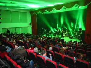 Şehr-i Dilara Müzik Topluluğu, Söylediği Şarkılarla Kulakların Pasını Sildi