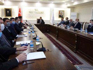 Van Valisi Bilmez: “2021 Yılında Bin 900 Organizatör Yakaladık”