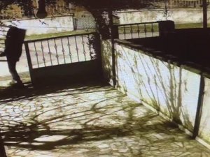 Ümraniye’de Demir Kapı Hırsızı, Kovalamaca Sonucu Polis Tarafından Yakalandı