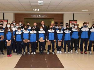 Selçuklu’da Başarılı Sporculara Ödül