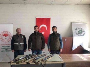 Kaçak Avlanan 4 Kişiye Para Cezası Kesildi