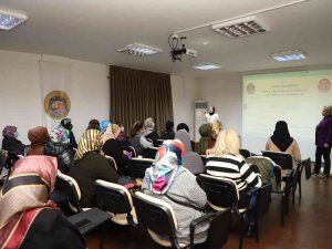 Alanya’da Aile Sohbetleri Ve Sağlıklı Beslenme Semineri