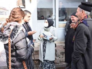 Sağlık Ekipleri, Vatandaşlara Tütün Ürünlerinin Zararlarını Anlattı