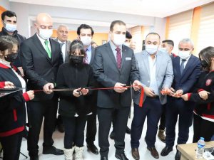 Vali Akbıyık ‘Gençlik Ve Gelecek’ Temalı Söyleşiye Katıldı