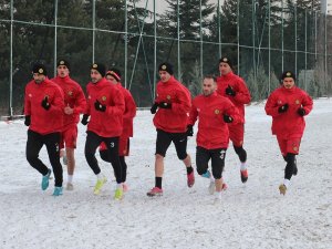 Eskişehirspor İki Günlük İznin Ardından Antrenmanlara Başladı