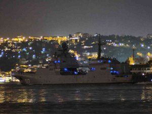 Rus Savaş Gemileri İ̇stanbul Boğazı’ndan Geçti