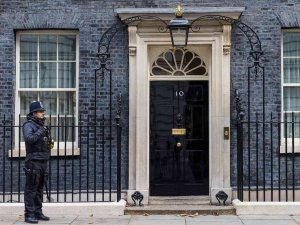 Johnson’ın Kısıtlama Döneminde Yaptığı Partilere İlişkin Yeni Fotoğraf Basına Sızdırıldı